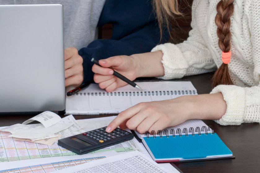 The Current PSLE Syllabus Is Getting Harder. With Students Required To Use Calculators for Maths. Students Should Seek Help With A PSLE Home Tutor ASAP.
