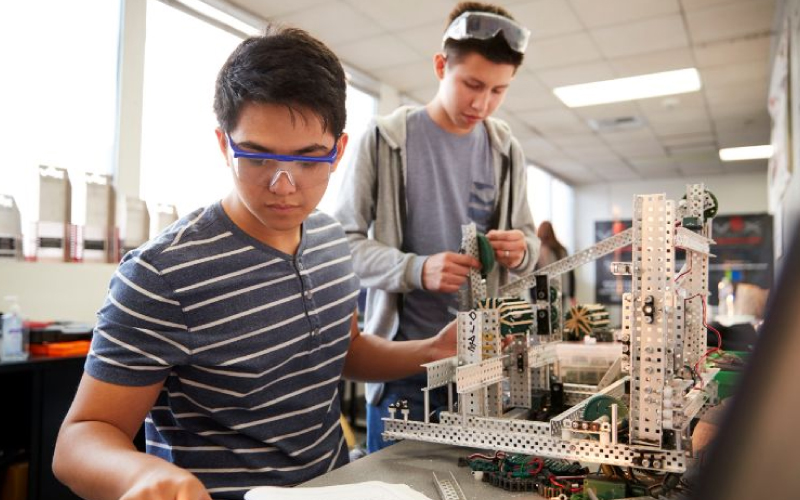 JC Physics Tutors – An Overview Of The Syllabus & Top Result-Proven Tips To Score Well