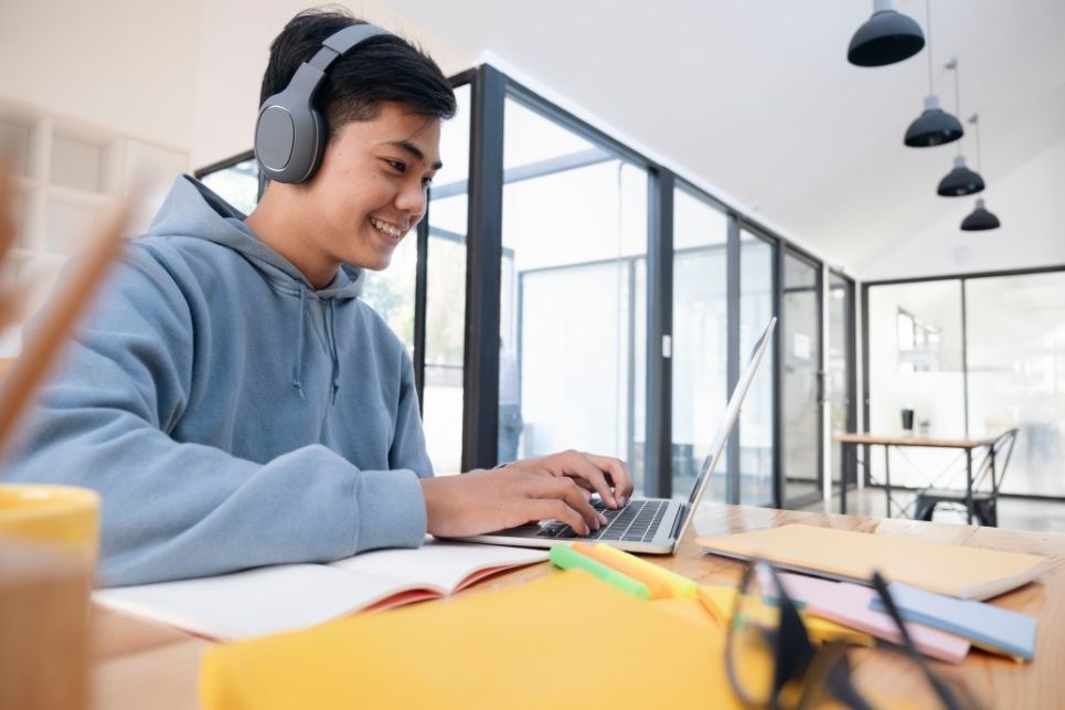 Student taking online JC Tuition